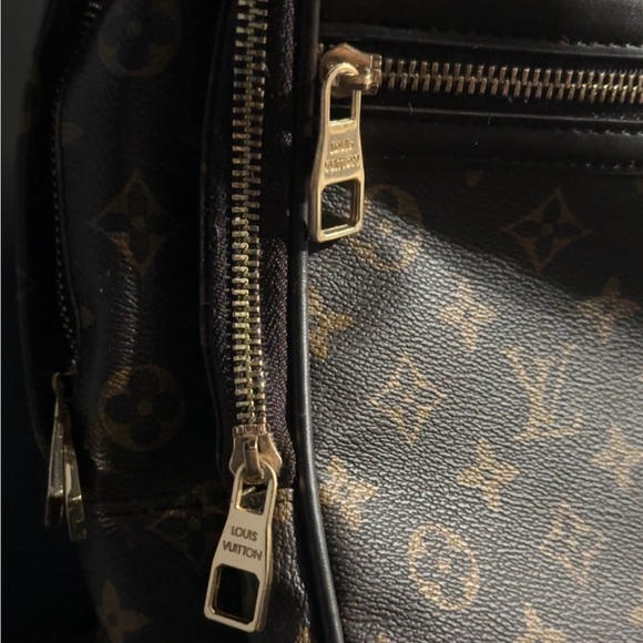 ❤️🔥 Backpack ❤️🔥 - Picture 3 of 6